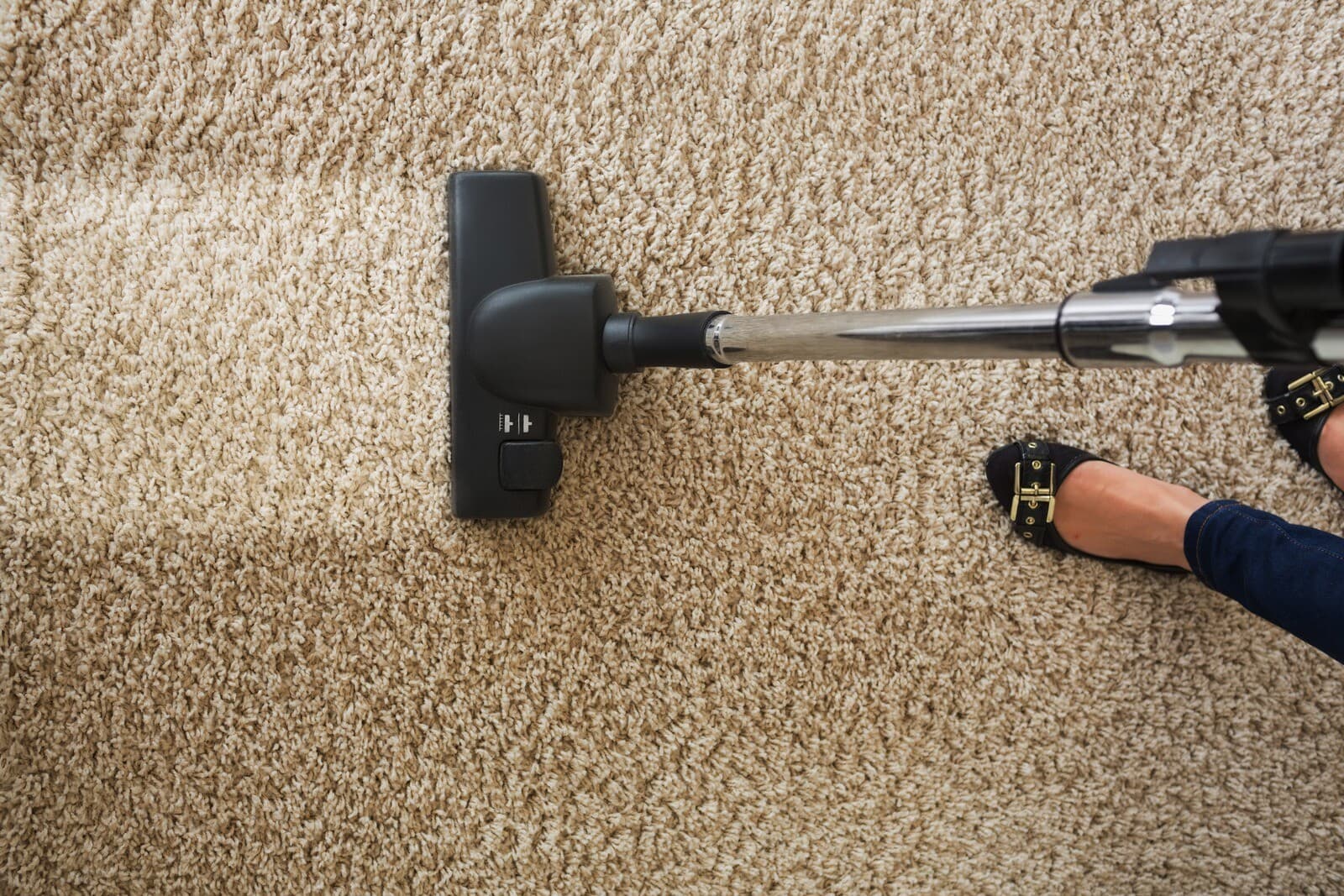 carpet-cleaning